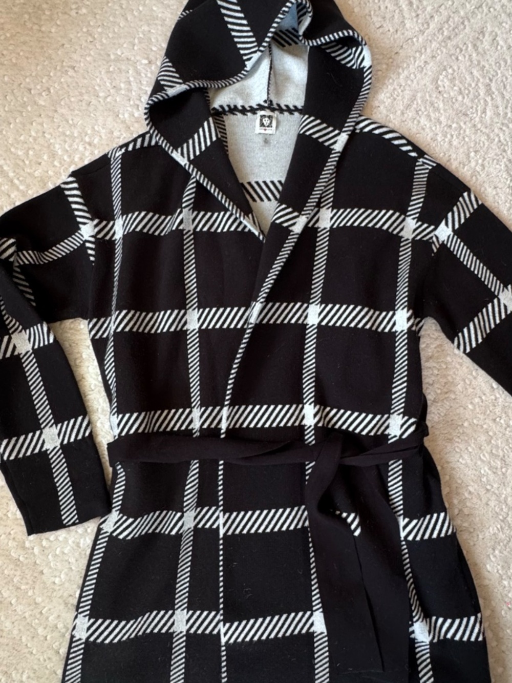 Anne Klein Black Cream Plaid Hooded Sweater Coat Belted Wrap Cardigan M